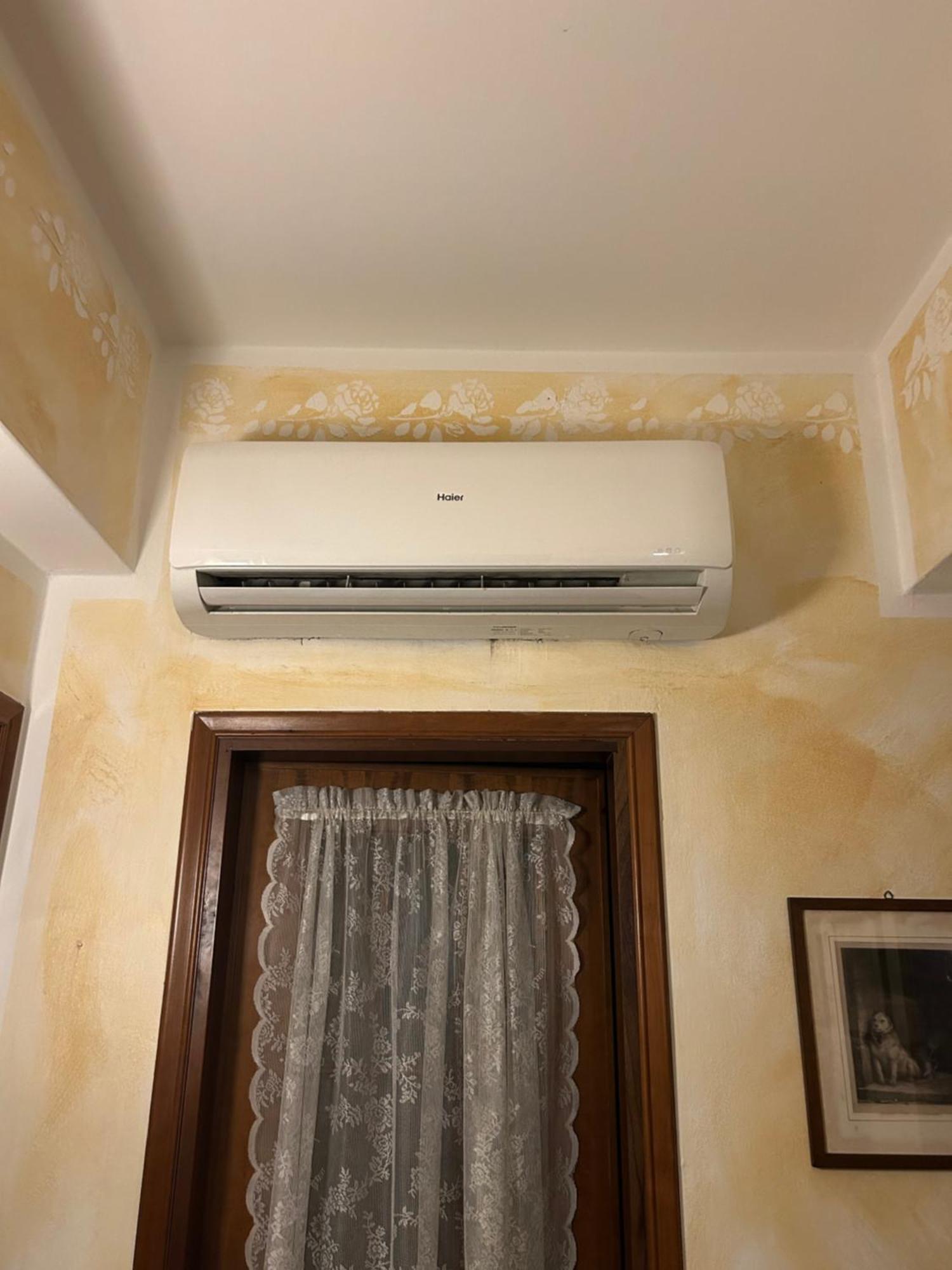 Le Bouganville Apartment Desenzano del Garda Dış mekan fotoğraf