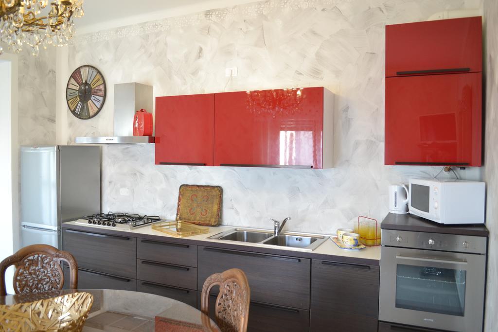 Le Bouganville Apartment Desenzano del Garda Dış mekan fotoğraf