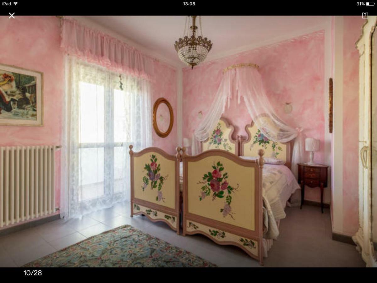 Le Bouganville Apartment Desenzano del Garda Dış mekan fotoğraf